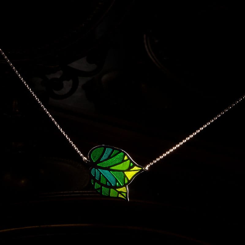 Collier Feuilles de Tilleul en plique-à-jour